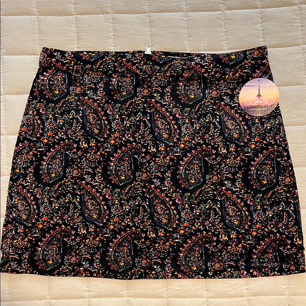 Love By Design Black and Pink A-line Mini Skirt